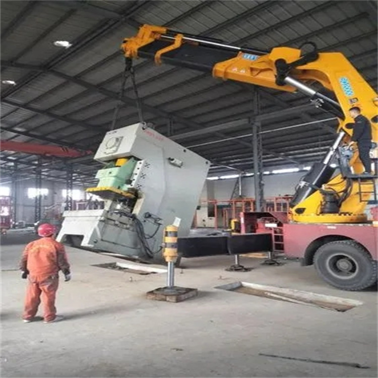 蚌埠80吨折臂吊车出租附近电话