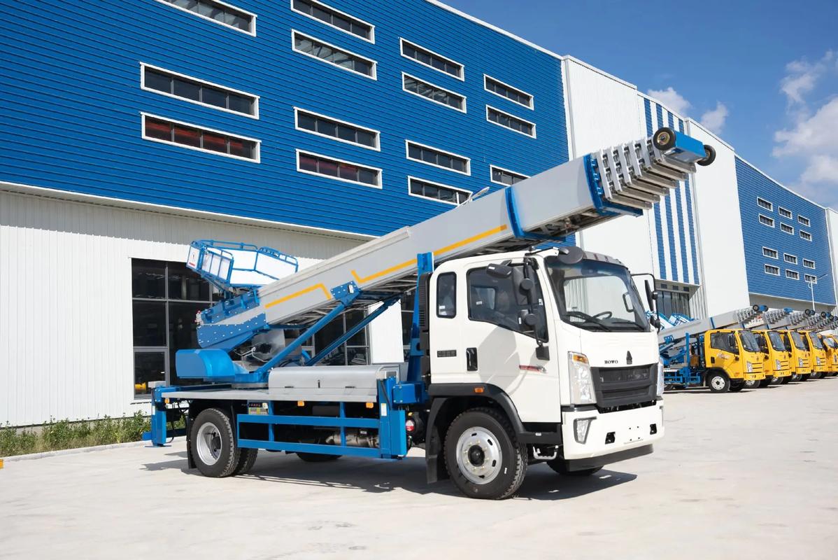 蚌埠出租云梯车高空作业车 建筑垃圾搬运